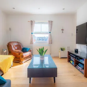 Modern, 2 Bdrm House With Parking Sleeps 6 Town Centre, North Laine Apartment