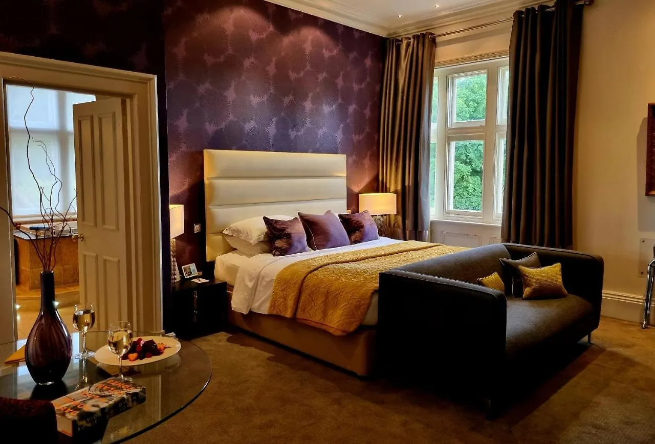 Alexander House Hotel & Utopia Spa Turners Hill 5*,