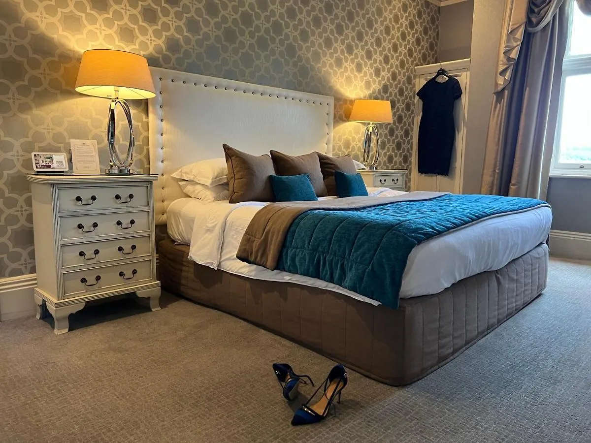 Alexander House Hotel & Utopia Spa Turners Hill